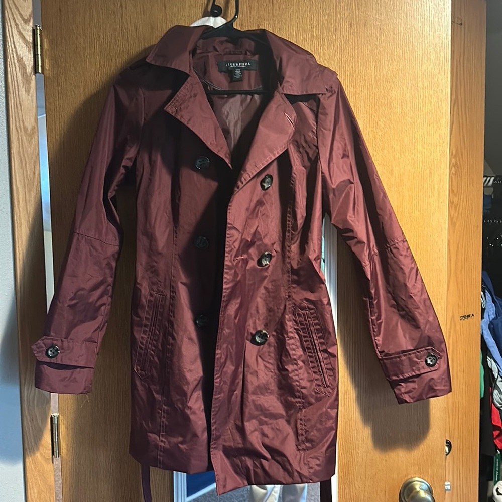Burgundy raincoat! Super stylish and gorgeous color! Brand:Liverpool